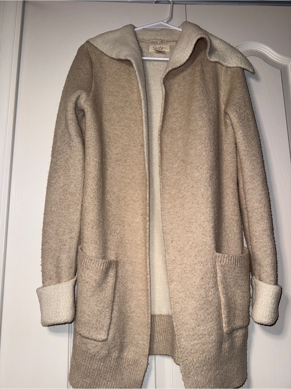 Jessica Simpson Two-Tone Beige/Cream Open-Front Cardigan